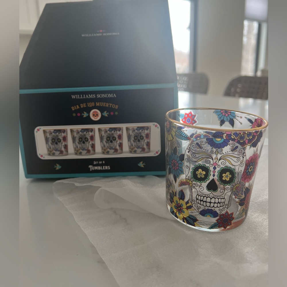 Williams Sonoma Dia De Los Muertos tumblers (set of 4) and flower vase